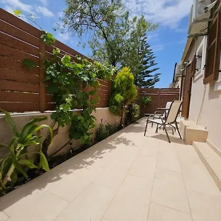Villa Stemal Akharavi